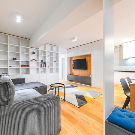 Charming 2 Bedroom Apartment Κλουζ-Ναπόκα Εξωτερικό φωτογραφία