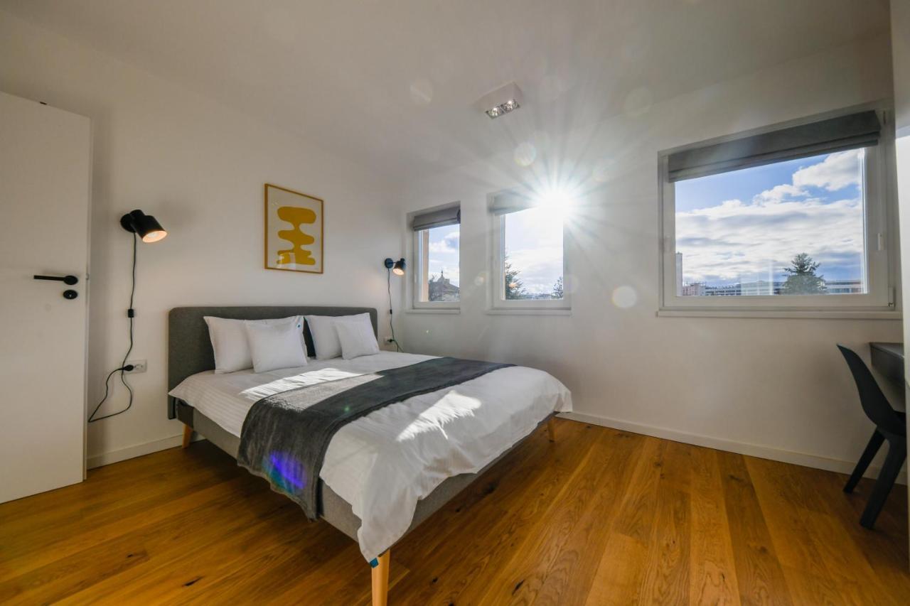 Charming 2 Bedroom Apartment Κλουζ-Ναπόκα Εξωτερικό φωτογραφία